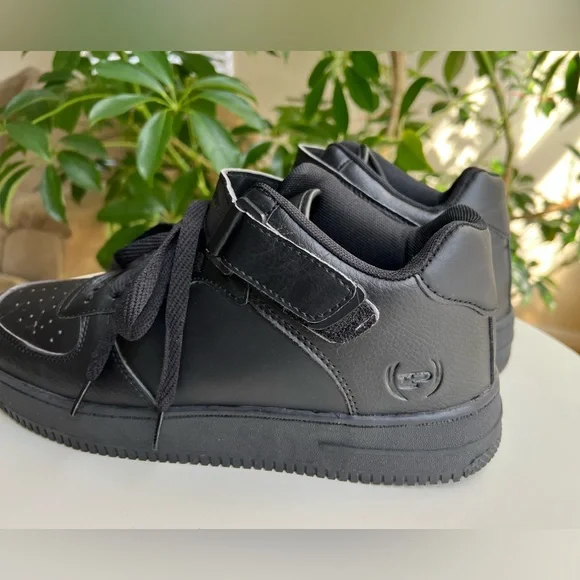 Phat Farm Shoes Phat Farm Lowtop Sneakers With Strap For